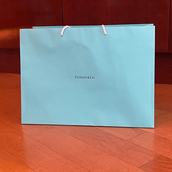 Tiffany & Co Medium Shopping bags. Authentic. - Picture 2 of 3